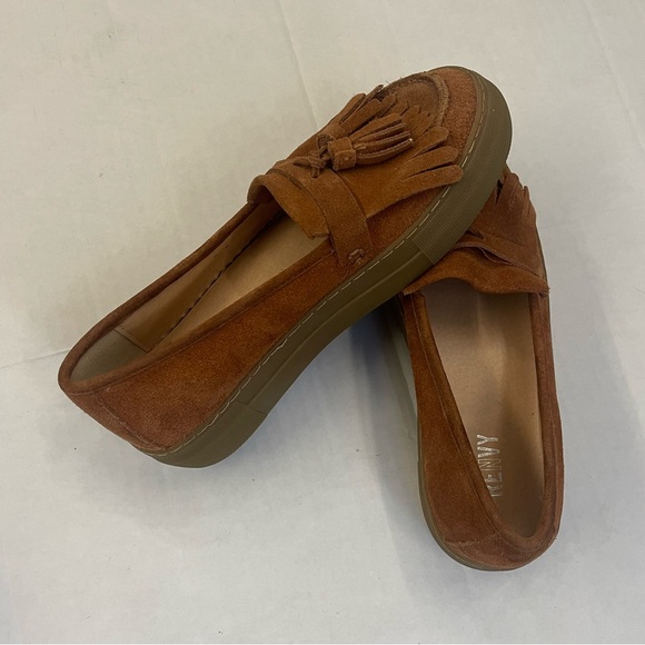 Renvy Chestnut Platform Slip On Moccasin Tassel Shoes - Size 6 - Picture 1 of 11